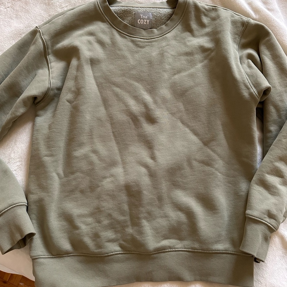 TNA Cozy fleece sweater